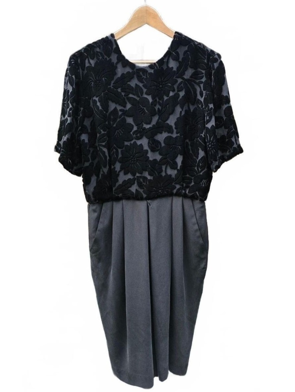 90s VTG Dana Buchman Dresses Black Velvet Flocked Sheath Dress Pockets Sz M